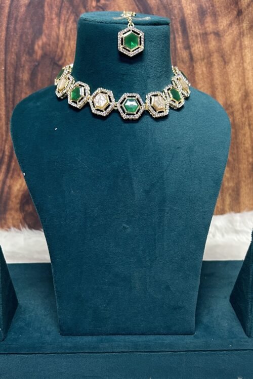 Kadisha korean Jewellery Set for Women – Necklace, Earrings, Maangtika, Green Stone, Large Size, Korean Style