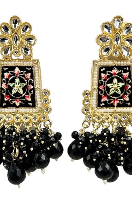 Square shape black colour earring